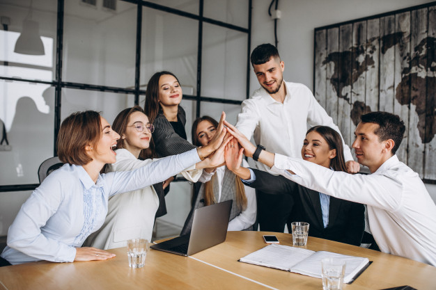 benefícios de delegar funções na hora de organizar um evento